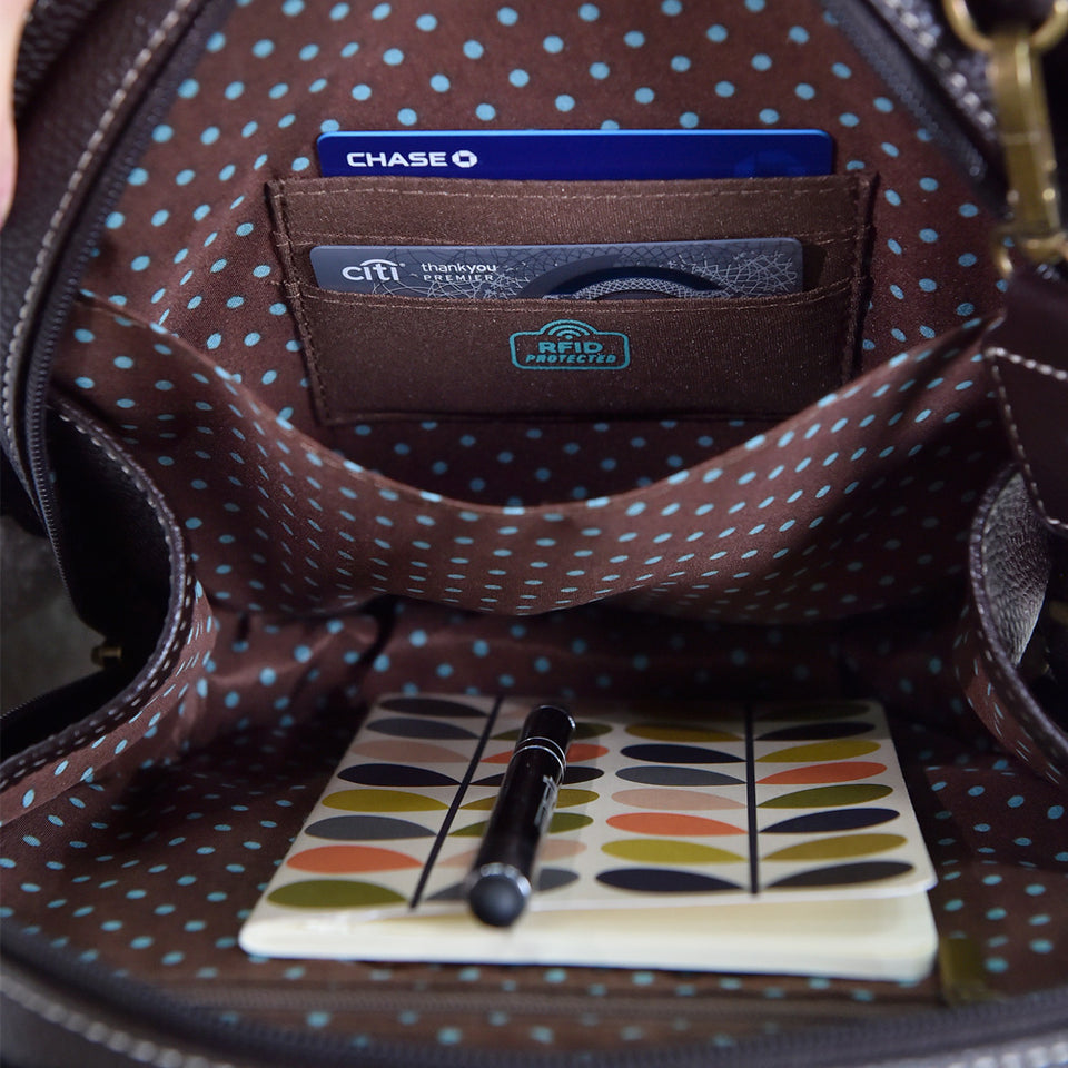 Novelty Purse-Blue Butterfly - Raymond's Hallmark