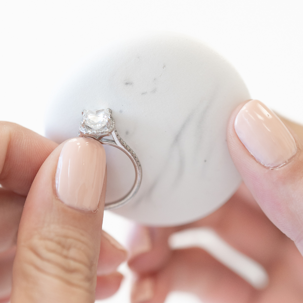 Illuminating Pom Delicate Tarnish Remover - Raymond's Hallmark