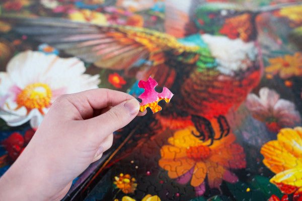 Hummingbird Dream-1,000 - Raymond's Hallmark