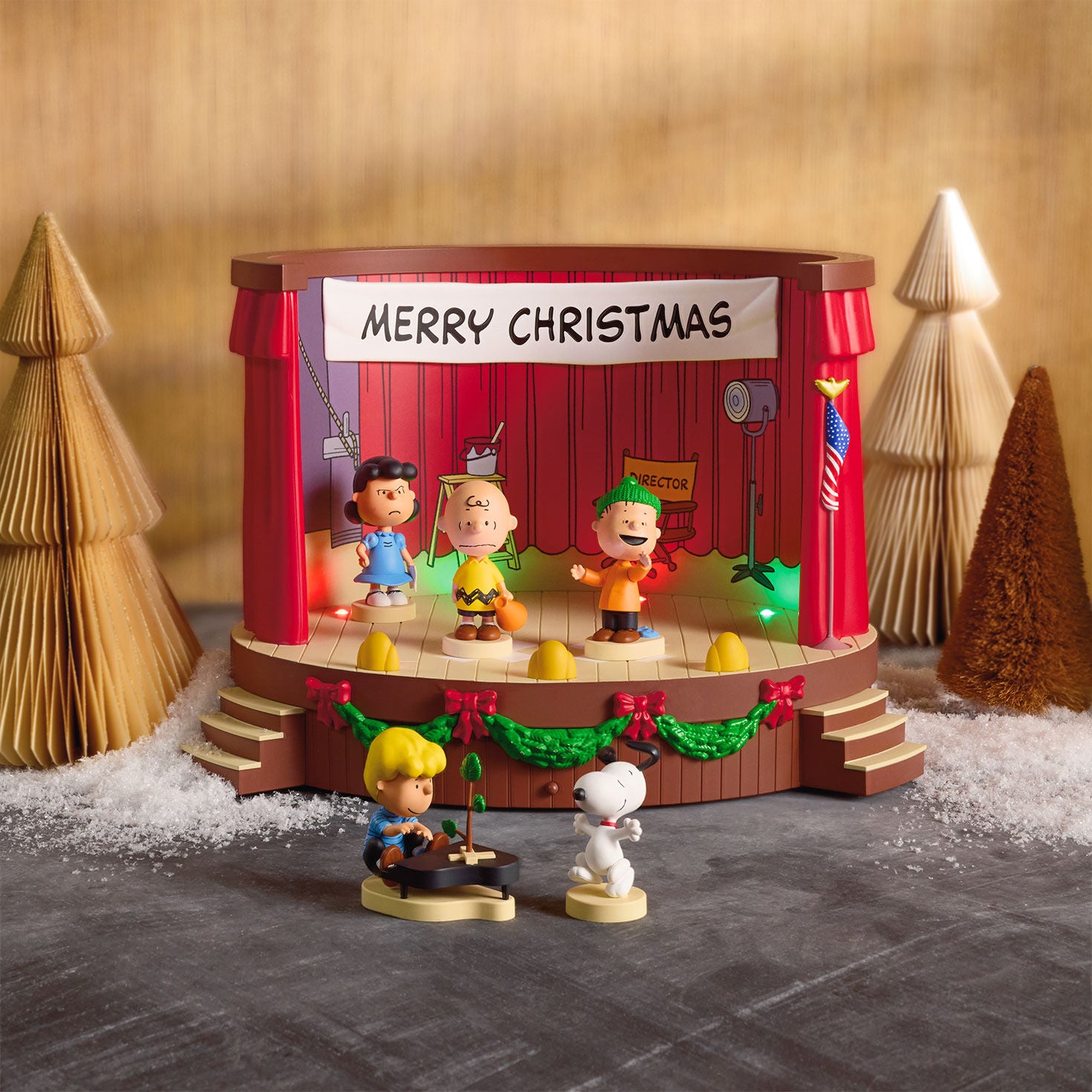 Merry Christmas, Charlie Brown! Tabletop Decoration With Light and Sound - Raymond's Hallmark