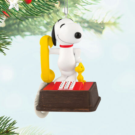 HELLO SNOOPY ORNAMENT