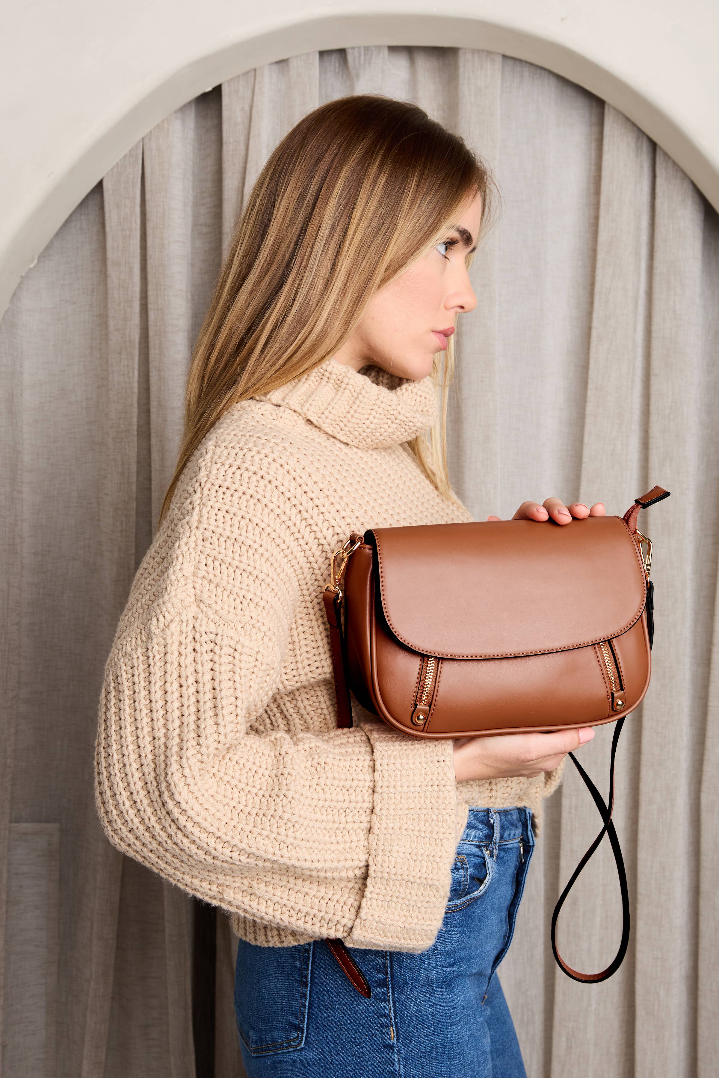 M2628 Lindsay Dual Zip Flapover Crossbody - Raymond's Hallmark
