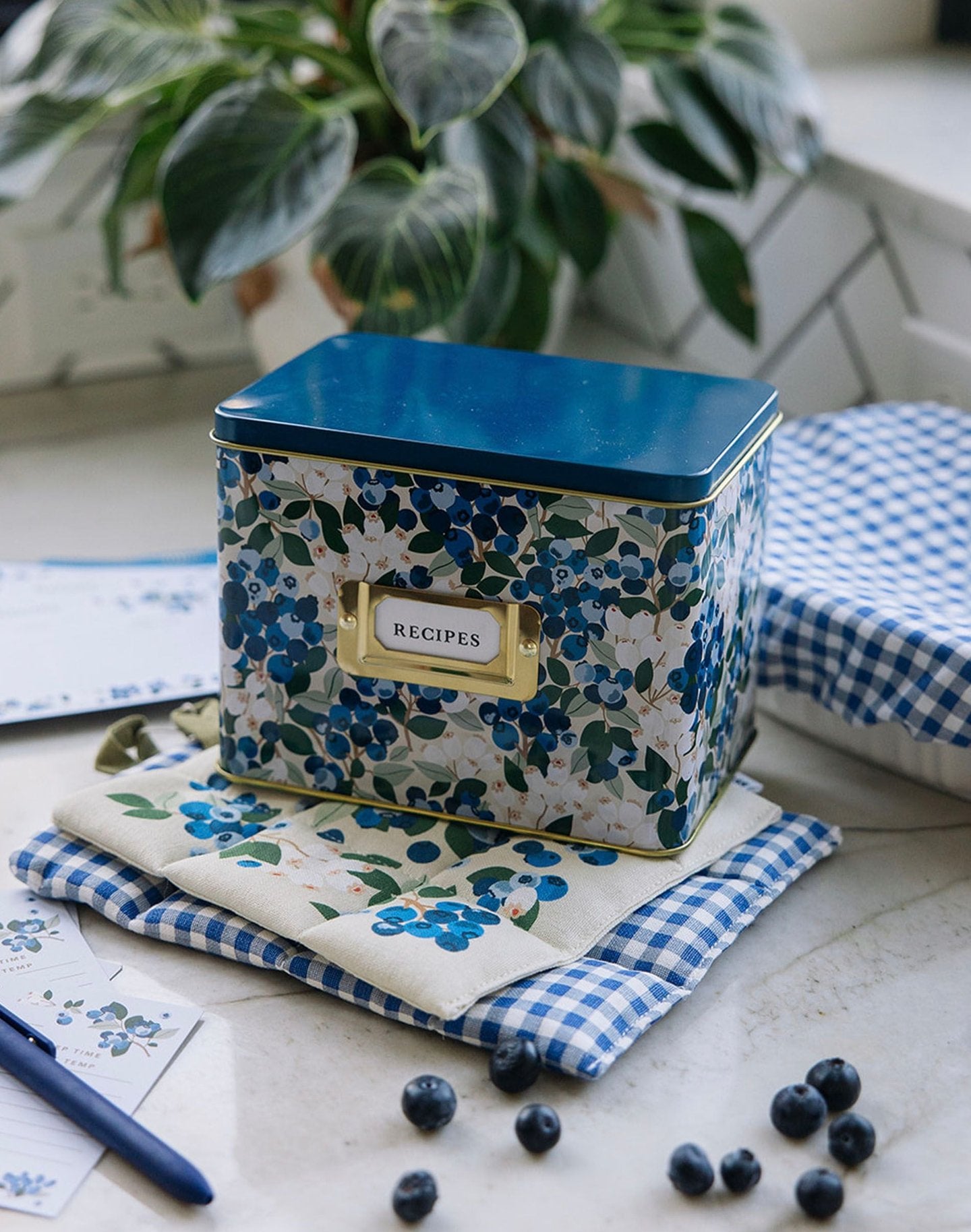 Blueberry Field Tin Recipe Box - Raymond's Hallmark