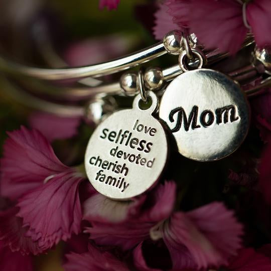Soft Bangle Mom - Raymond's Hallmark